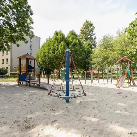 Comfy & Bright Wielicka In By Renters Krakow