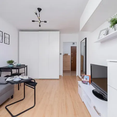 Appartamento Comfy & Bright Wielicka In By Renters *