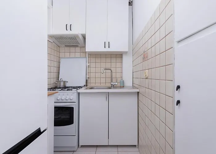 Comfy & Bright Wielicka In By Renters Apartamento Cracóvia