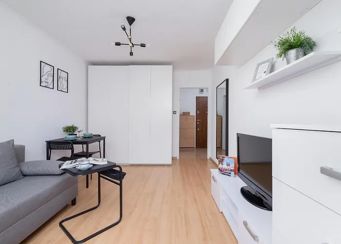 Apartamento Comfy & Bright Wielicka In By Renters *